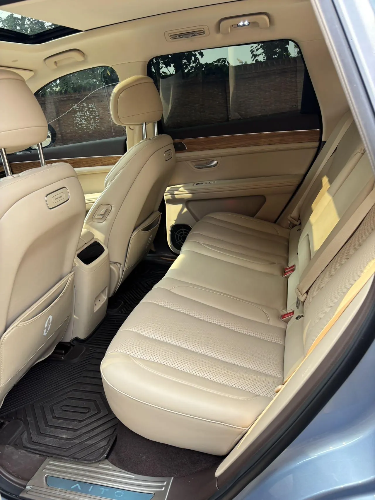 AITO 2024 AITO M7 Smart Drive Four-wheel Drive Max Edition 5-seat Automatic Gear 6