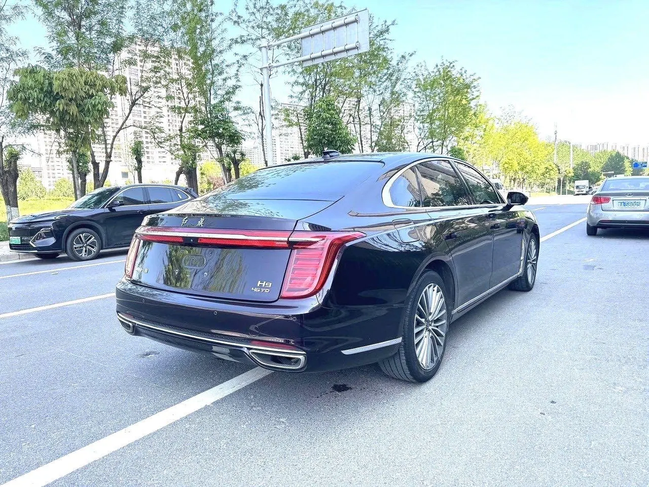 HongQi 2020 H9 48V 2.0T Zhilian Flag Edition Automatic Gear 5