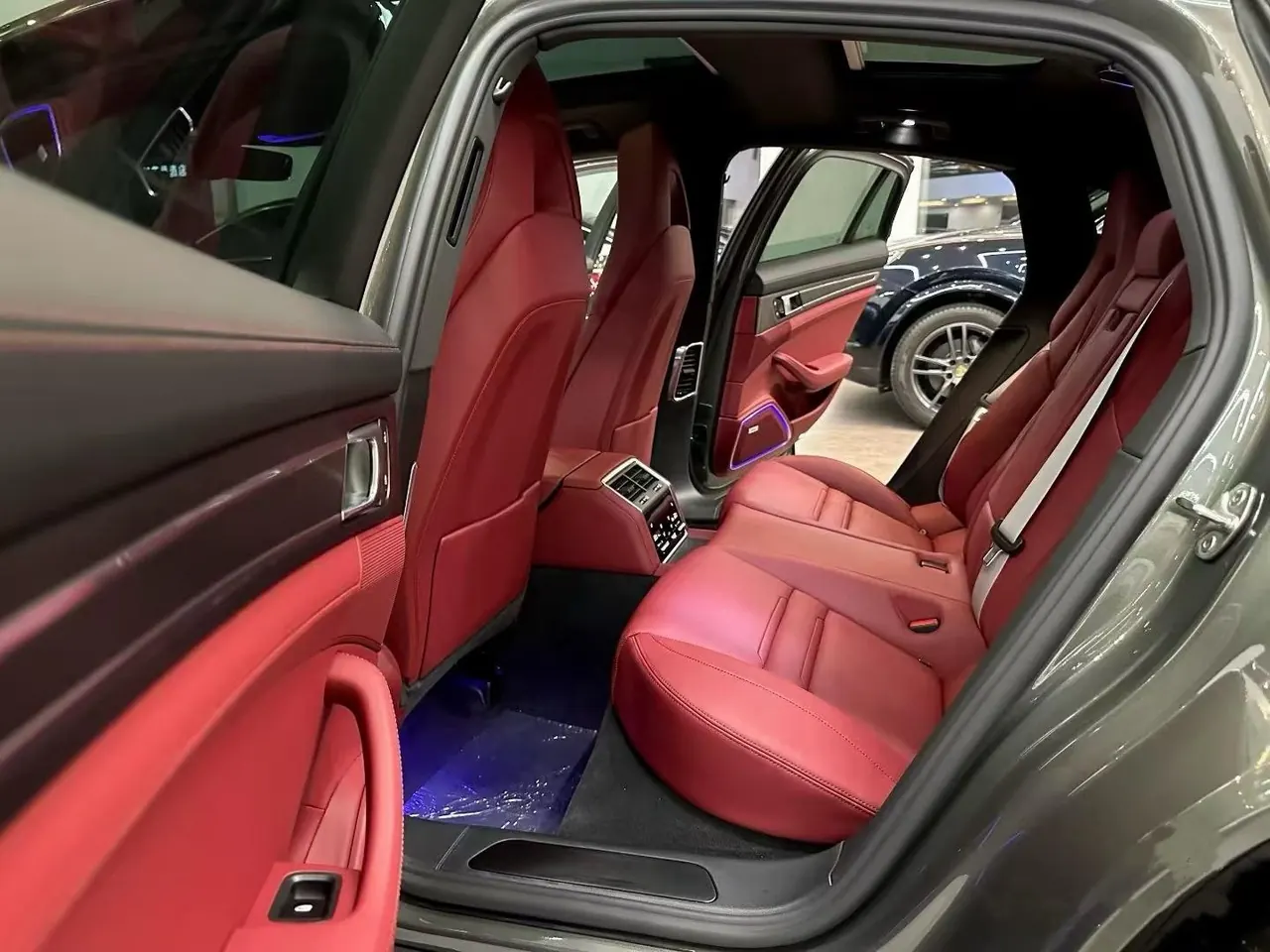 Porsche Panamera (Imported) 2023 Panamera 2.9T Platinum Edition (Modified) Automatic Gear 9