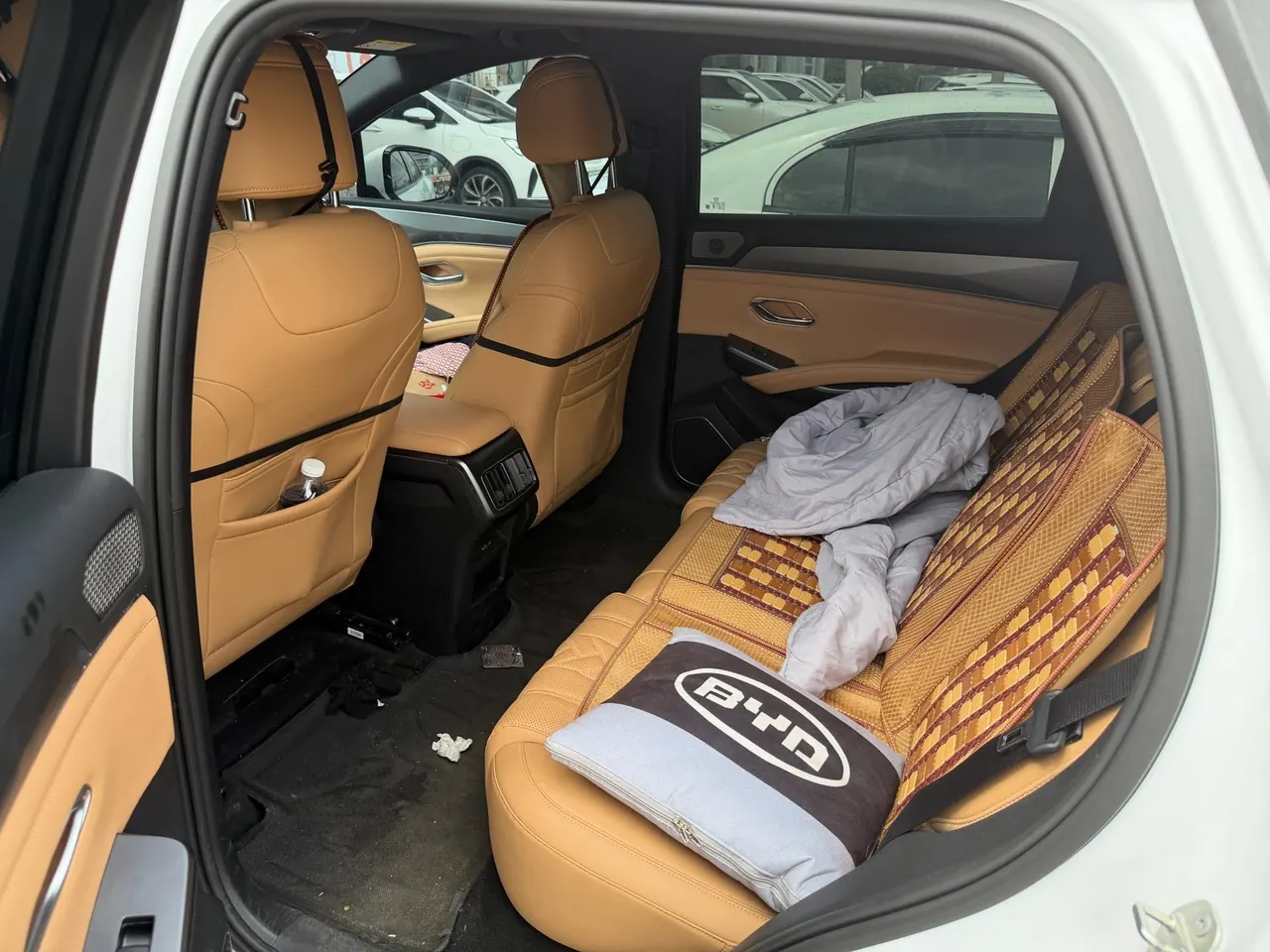 BYD 2024 Song L DM-i 1.5 Stepless 112km Exceed Automatic Transmission 6