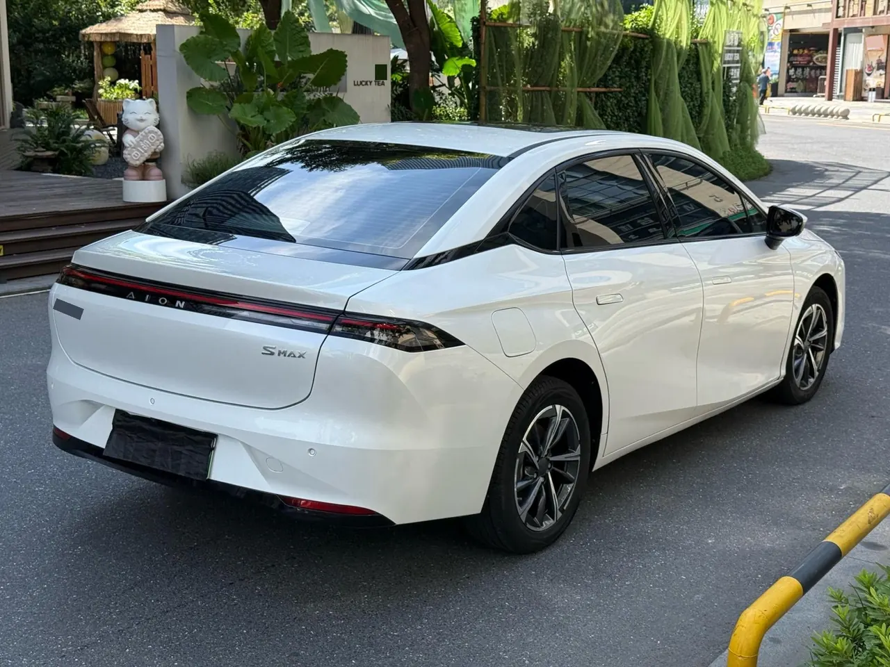 GAC Aion 2024 Aion S MAX 70 Star Edition 53.7kWh Automatic Gear 4