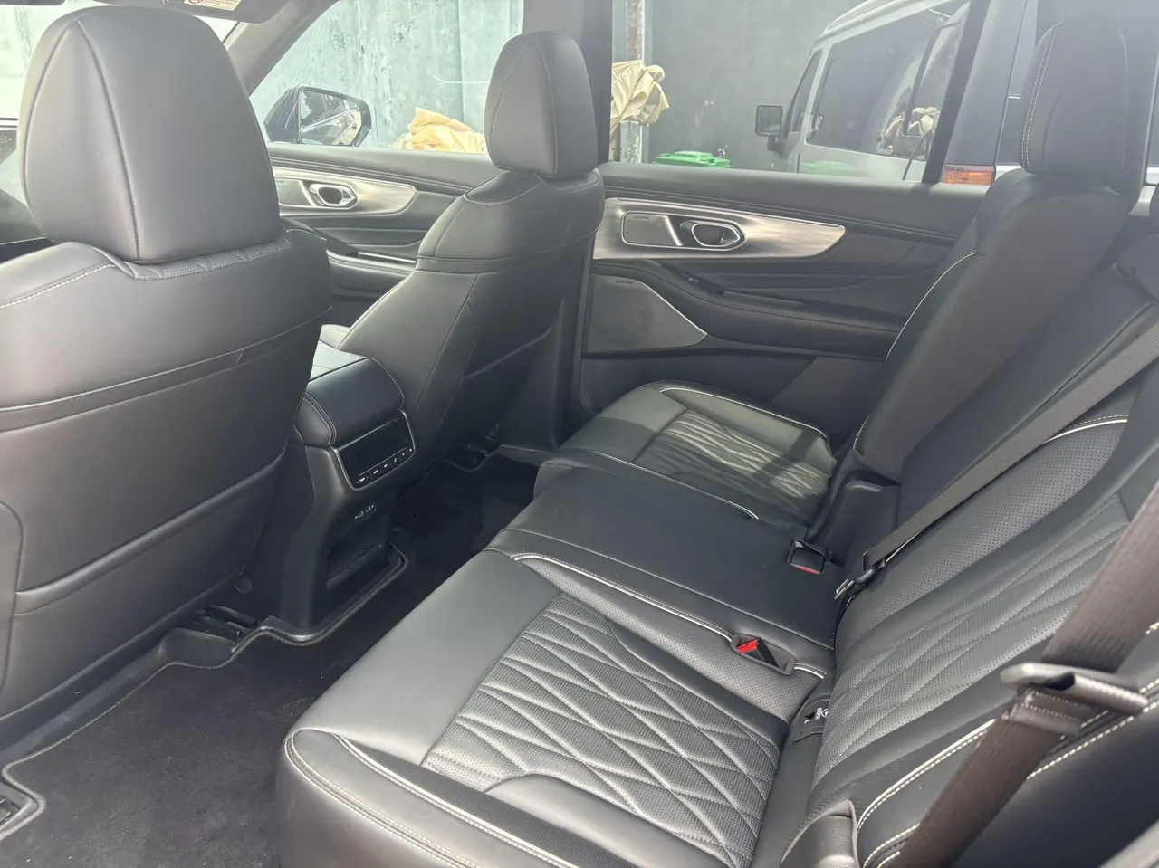 Chuanqi 2024 GS8 2.0TGDI Pilot Series Four-wheel Drive Luxury Smart Joint Edition Automatic Gear 6