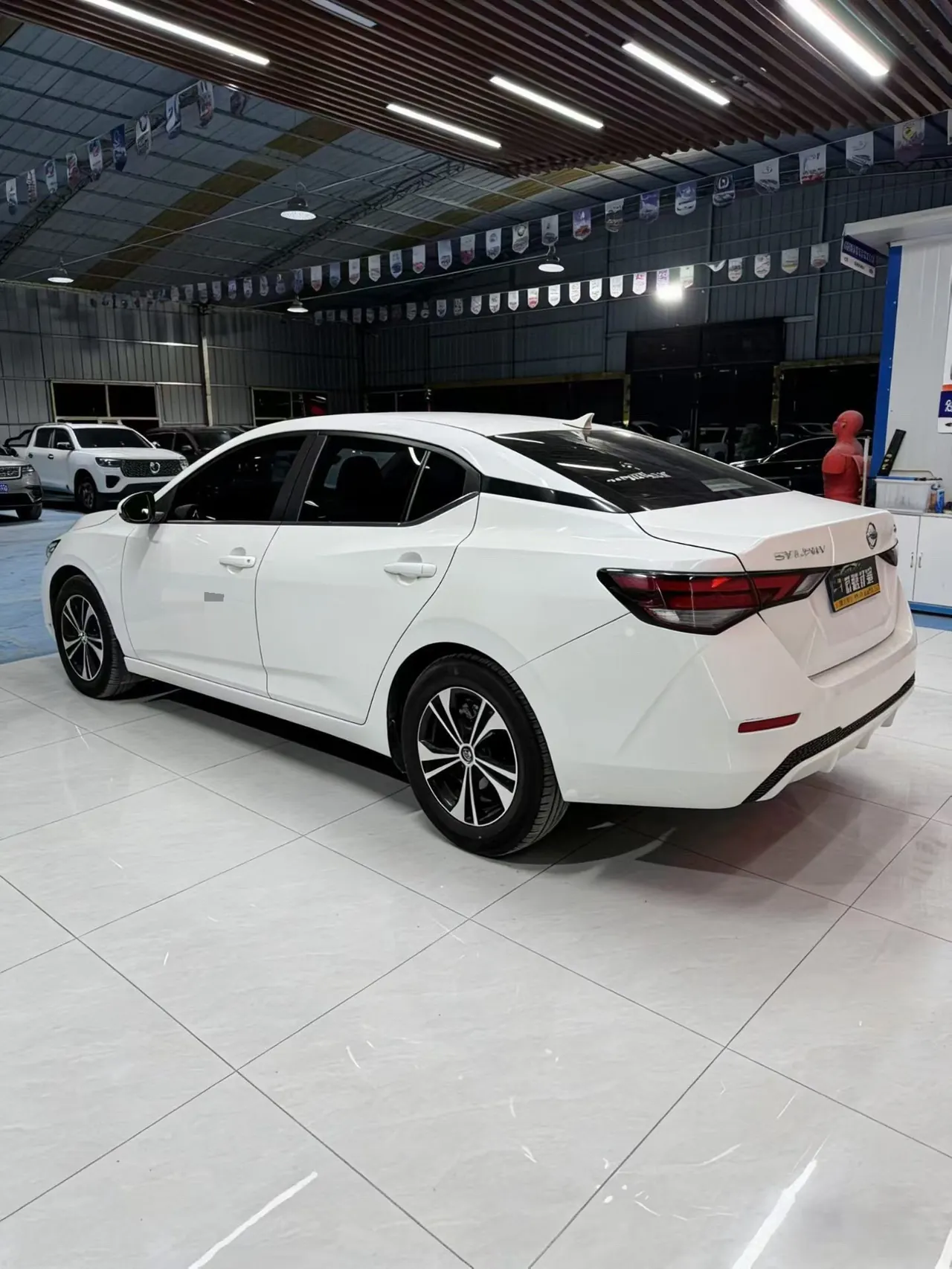 Nissan 2023 Sylphy 1.6 Stepless Pleasant Edition Automatic Gear 9