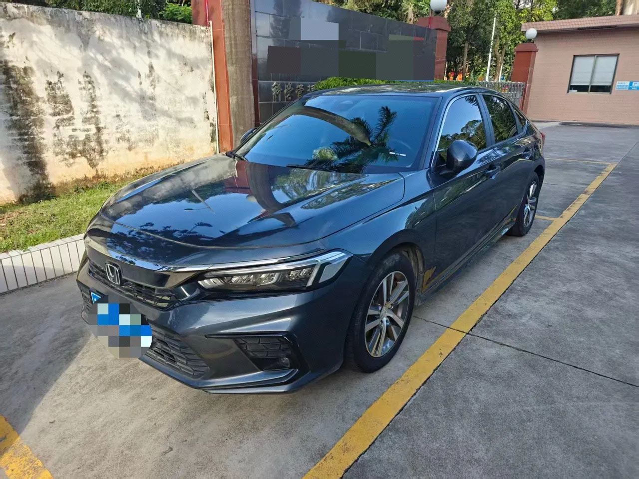 Open image lightbox: Honda 2023 Civic 1.5T CVT 240TURBO Sporty Edition Automatic