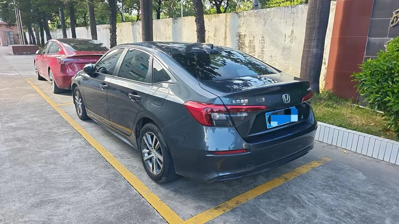 Honda 2023 Civic 1.5T CVT 240TURBO Sporty Edition Automatic 7