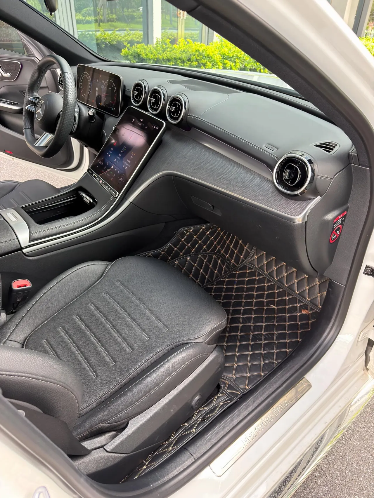 Mercedes Benz Class C 2023 C 200 L 48V 1.5T Sports Edition Automatic Gear 10
