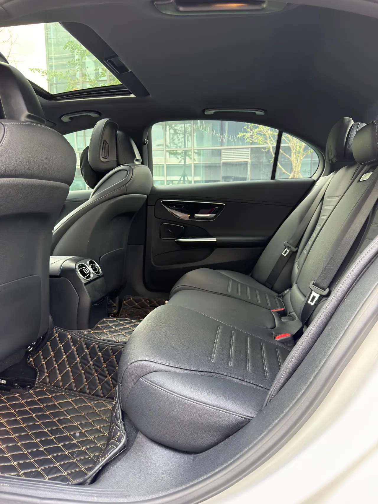 Mercedes Benz Class C 2023 C 200 L 48V 1.5T Sports Edition Automatic Gear 6