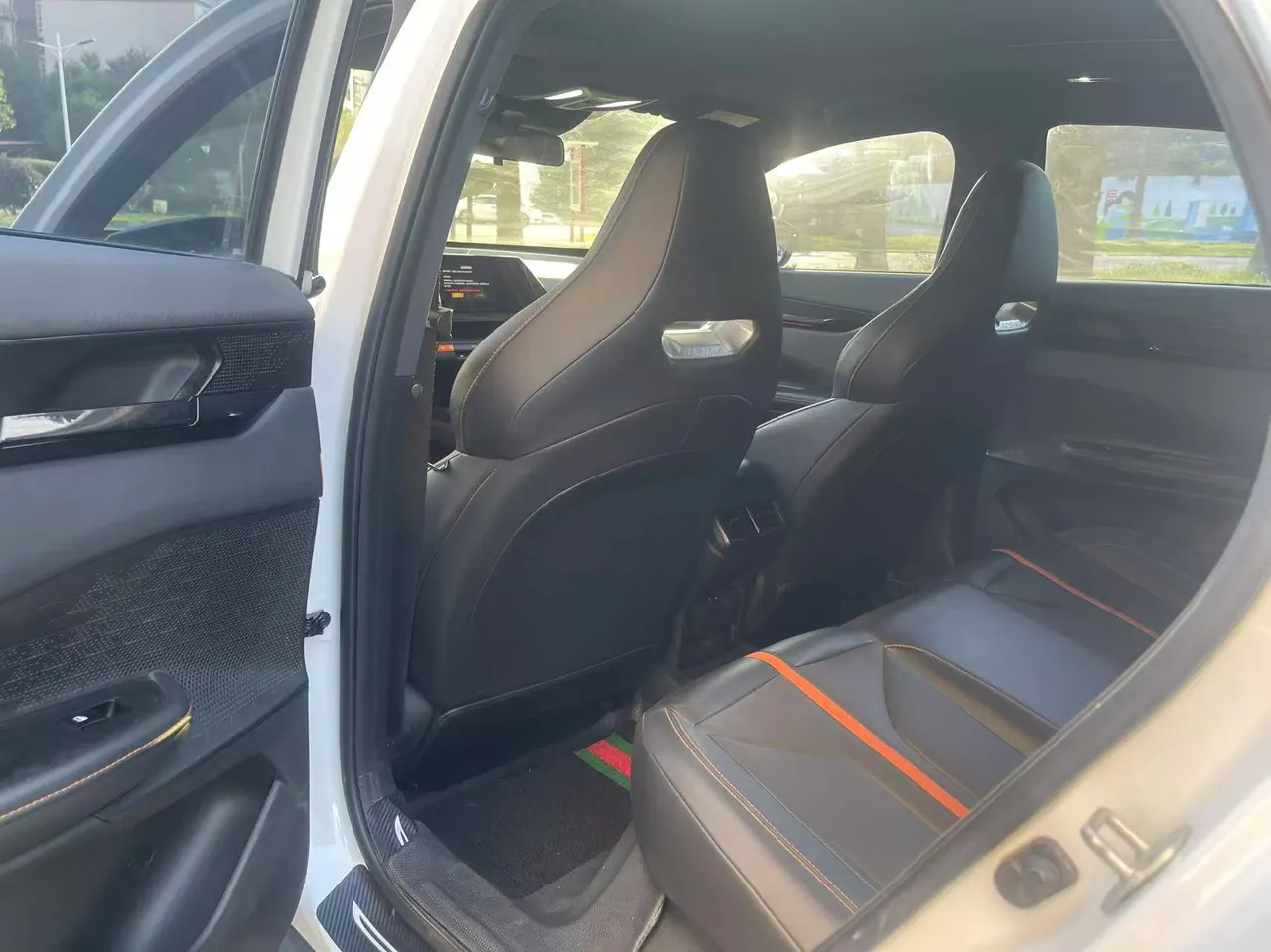ChangAn 2024 UNI-V 1.5T Prestige Automatic 4