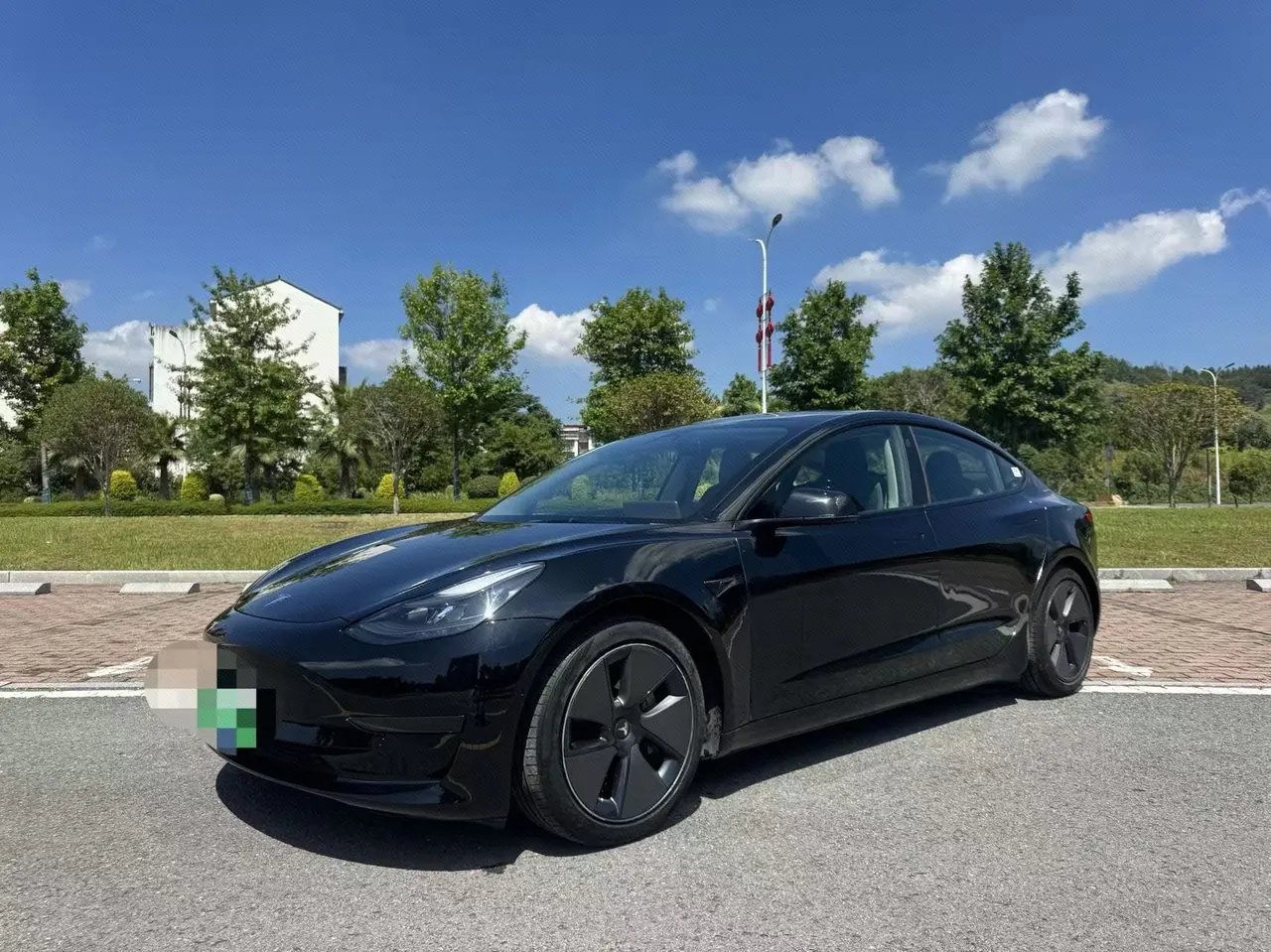 Open image lightbox: Tesla 2021 Model 3 Standard Endurance Rear Drive Upgraded Automatic Gear