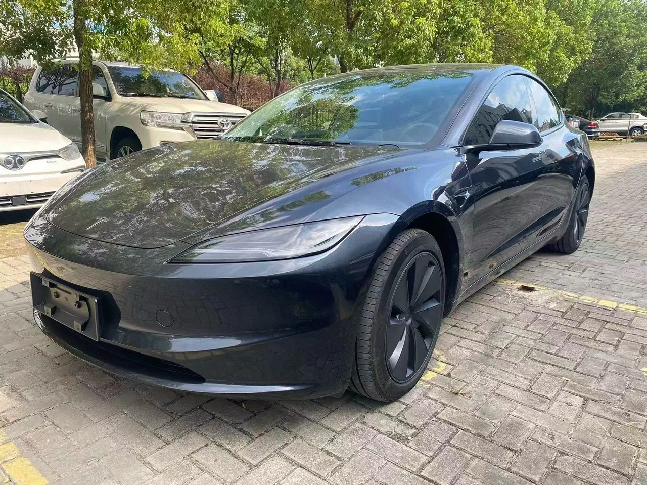 打开图片灯箱:Tesla 2023 Model 3 Rejuvenation Edition Rear Wheel Drive Automatic Transmission