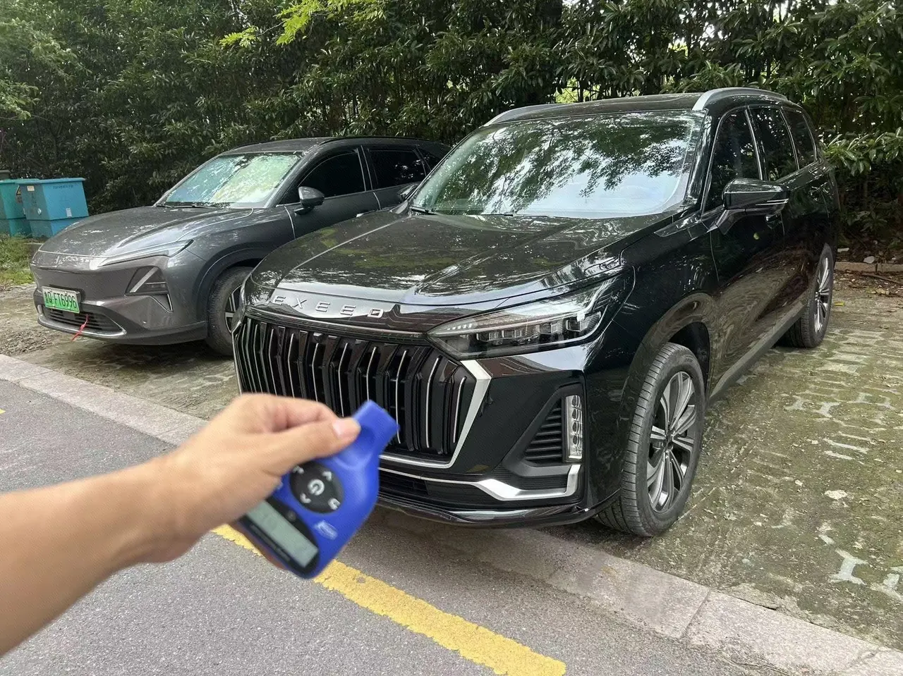 打开图片灯箱:Xingtu 2023 Lanyue 2.0T 400T Two-wheel Drive Xingyao Edition 7-seat Automatic Gear