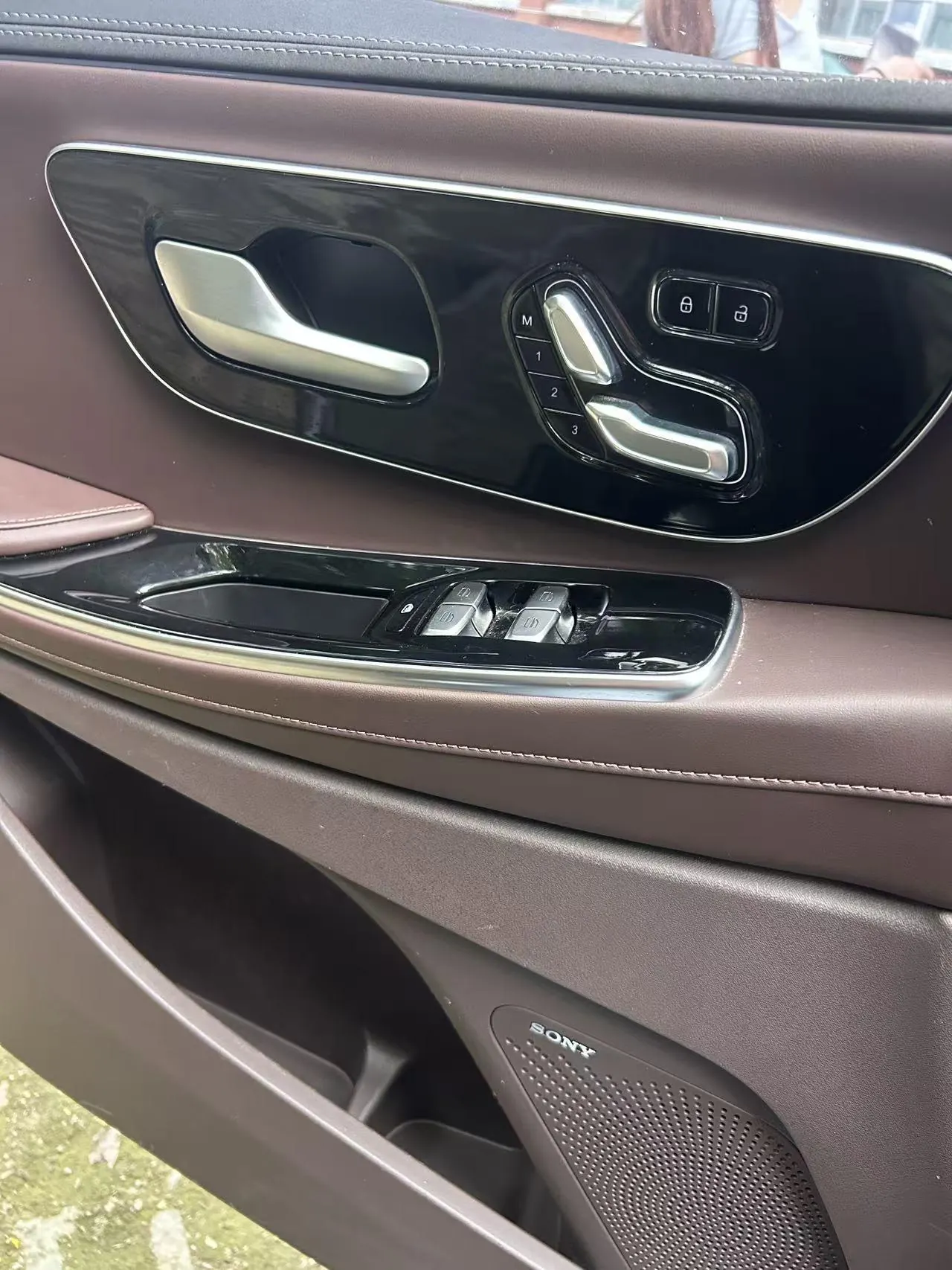 Xingtu 2023 Lanyue 2.0T 400T Two-wheel Drive Xingyao Edition 7-seat Automatic Gear 7