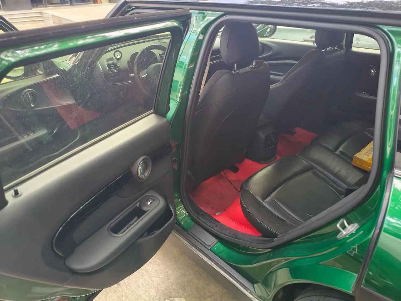 MINI Clubman (Imported) 2021 Cooper Clubman 1.5T Connoisseur Automatic Gear 4