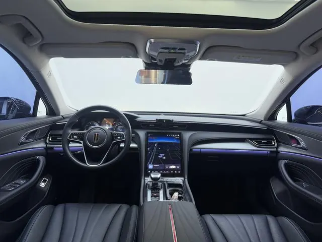 HongQi 2024 H5 2.0T Zhilian Flag Edition Automatic Gear 5
