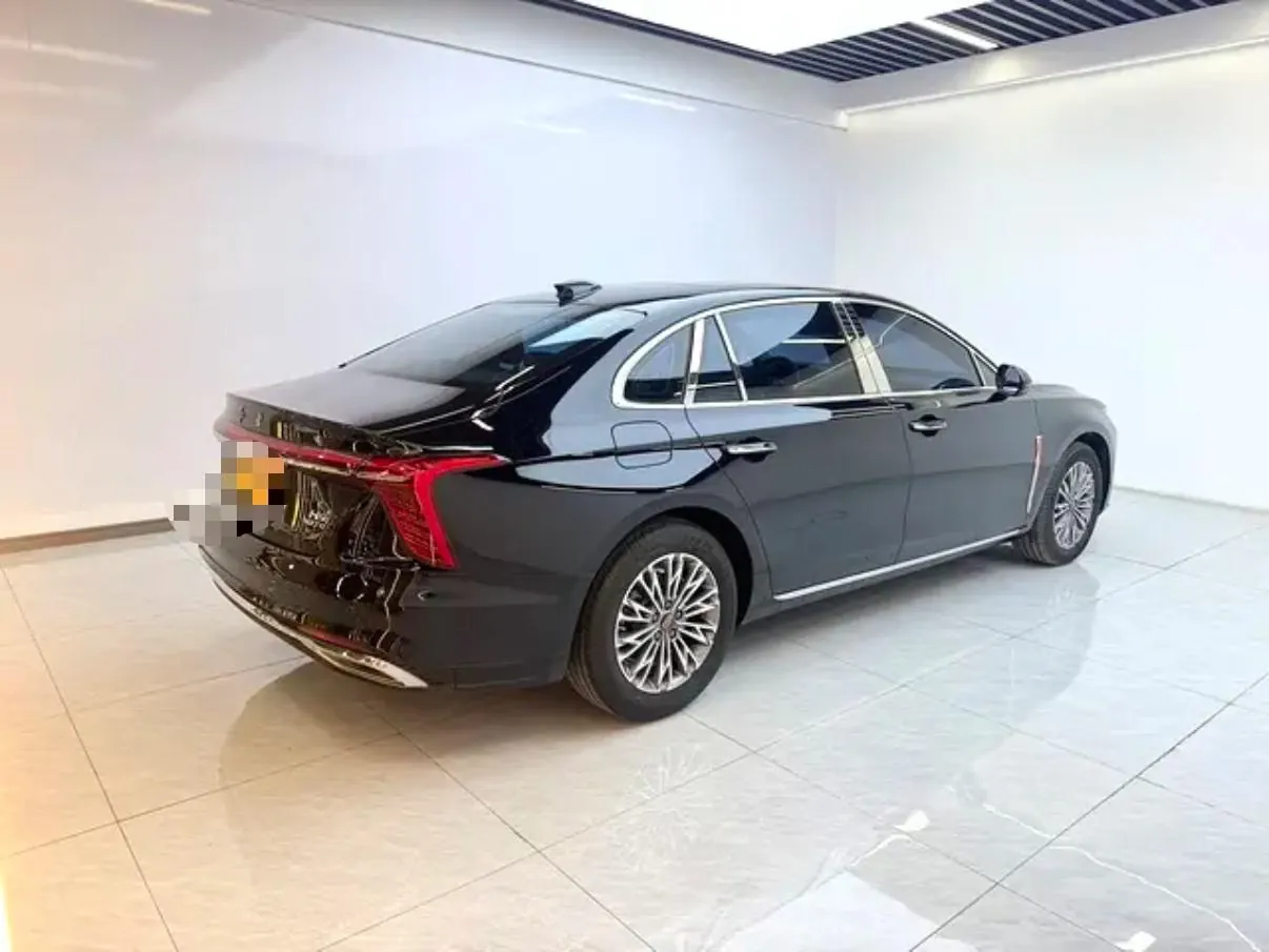 HongQi 2024 H5 2.0T Zhilian Flag Edition Automatic Gear 7