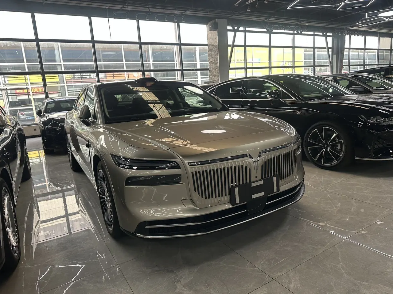 Voyah 2026 models chasing light l four-wheel drive Ultra automatic gear 3