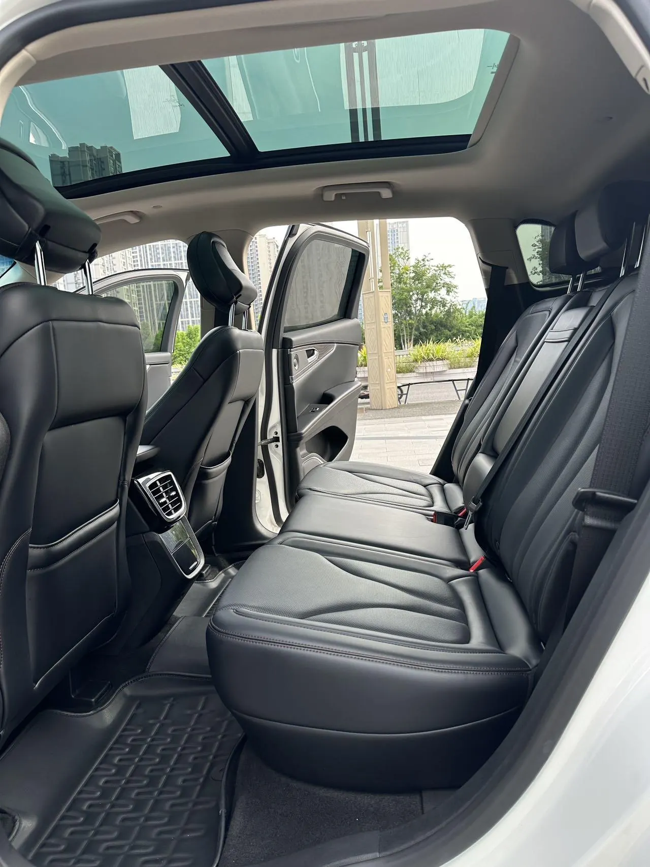 Lincoln Navigator (Imported) 2021 Navigator 2.0T 4-wheel Drive Elegant Edition Automatic Gear 5