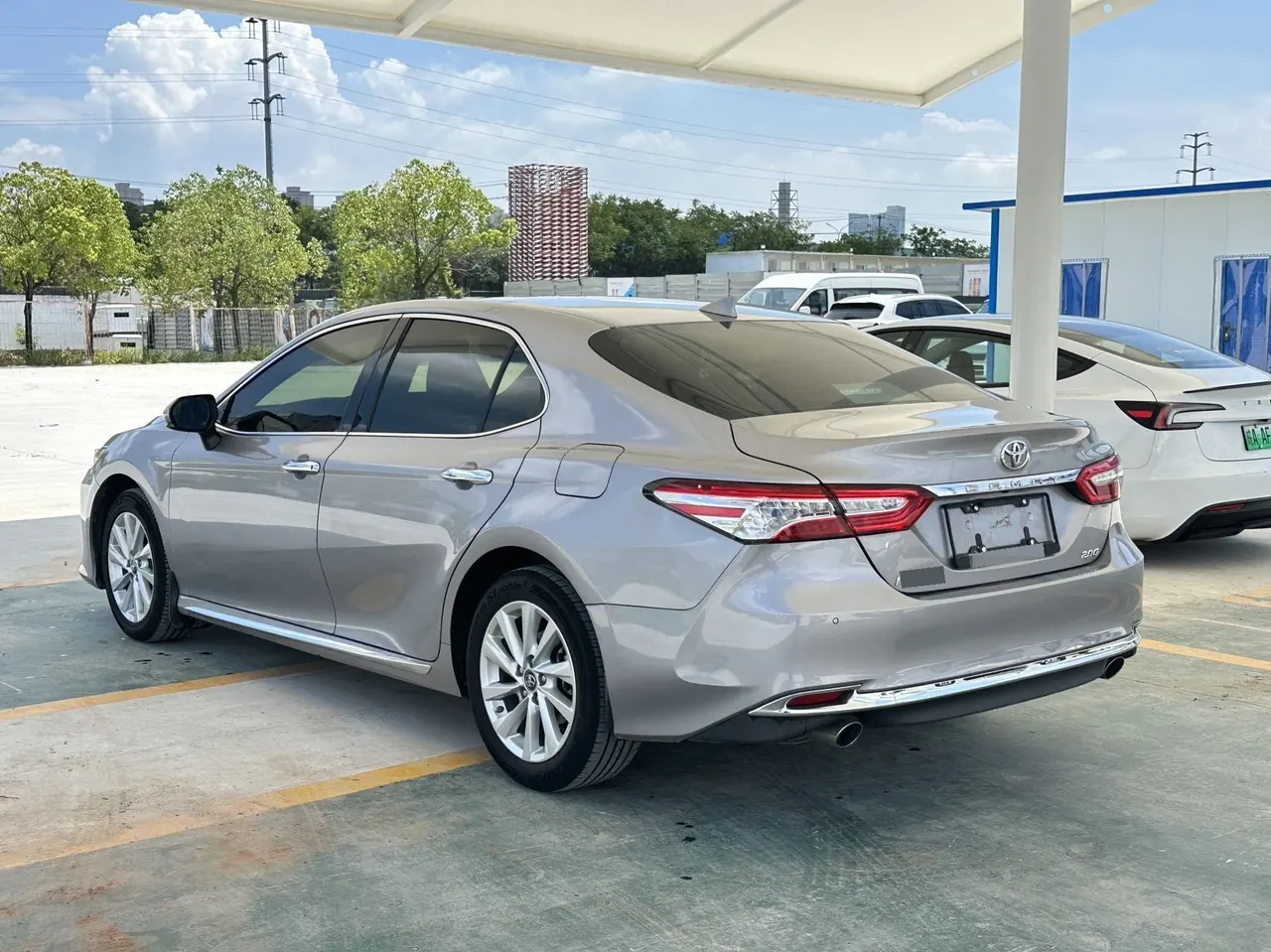Toyota 2023 Camry 2.0G Stepless Deluxe Edition Automatic Gear 6