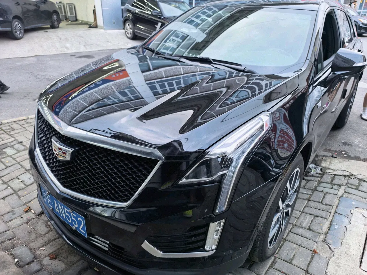打开图片灯箱:Cadillac 2024 XT5 48V 2.0T 4-wheel drive luxury (hummingbird version) automatic gear