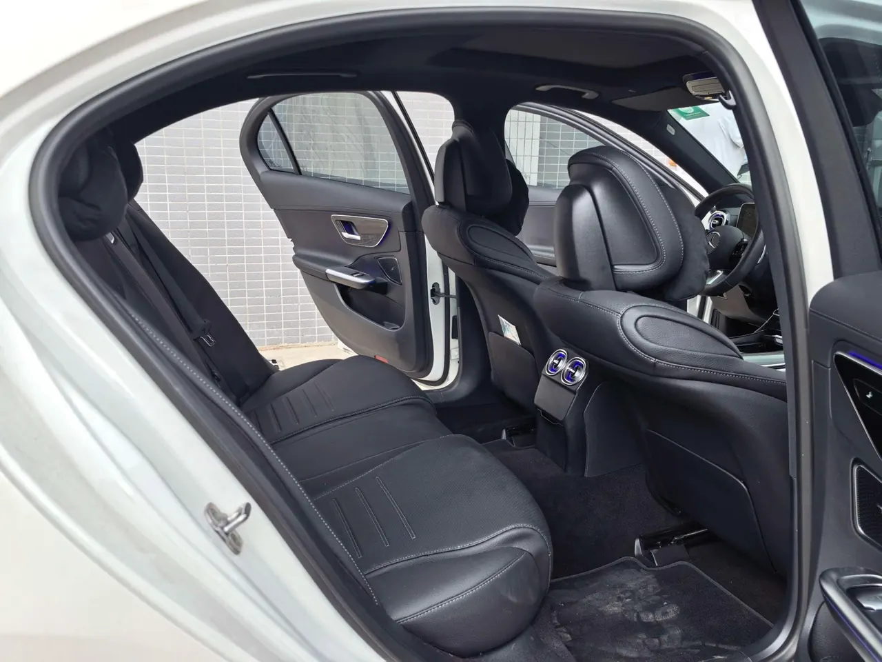Mercedes Benz Class C 2024 C 260 L 48V 1.5T Sports Edition (Modified 3) Automatic Gear 9
