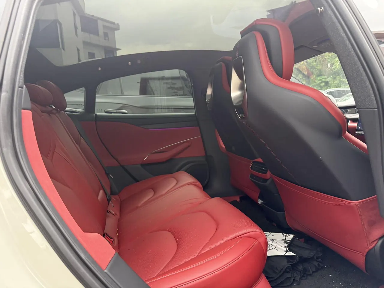 MI 2024 SU 7 700km Rear Drive Long Endurance Smart Driving Edition Automatic Gear 4