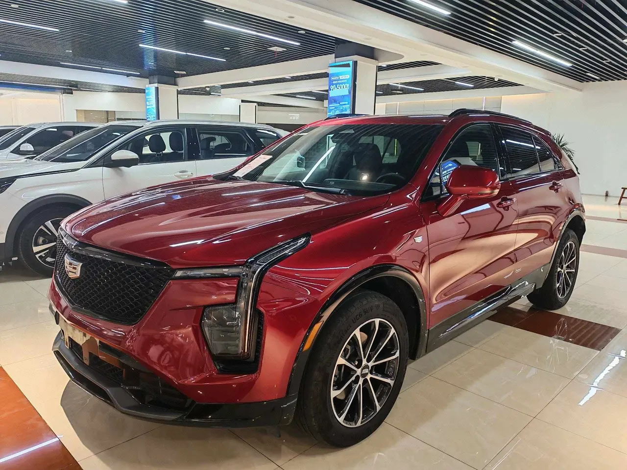 Open image lightbox: Cadillac 2024 XT4 48V 2.0T 28T 4-wheel drive luxury automatic gear