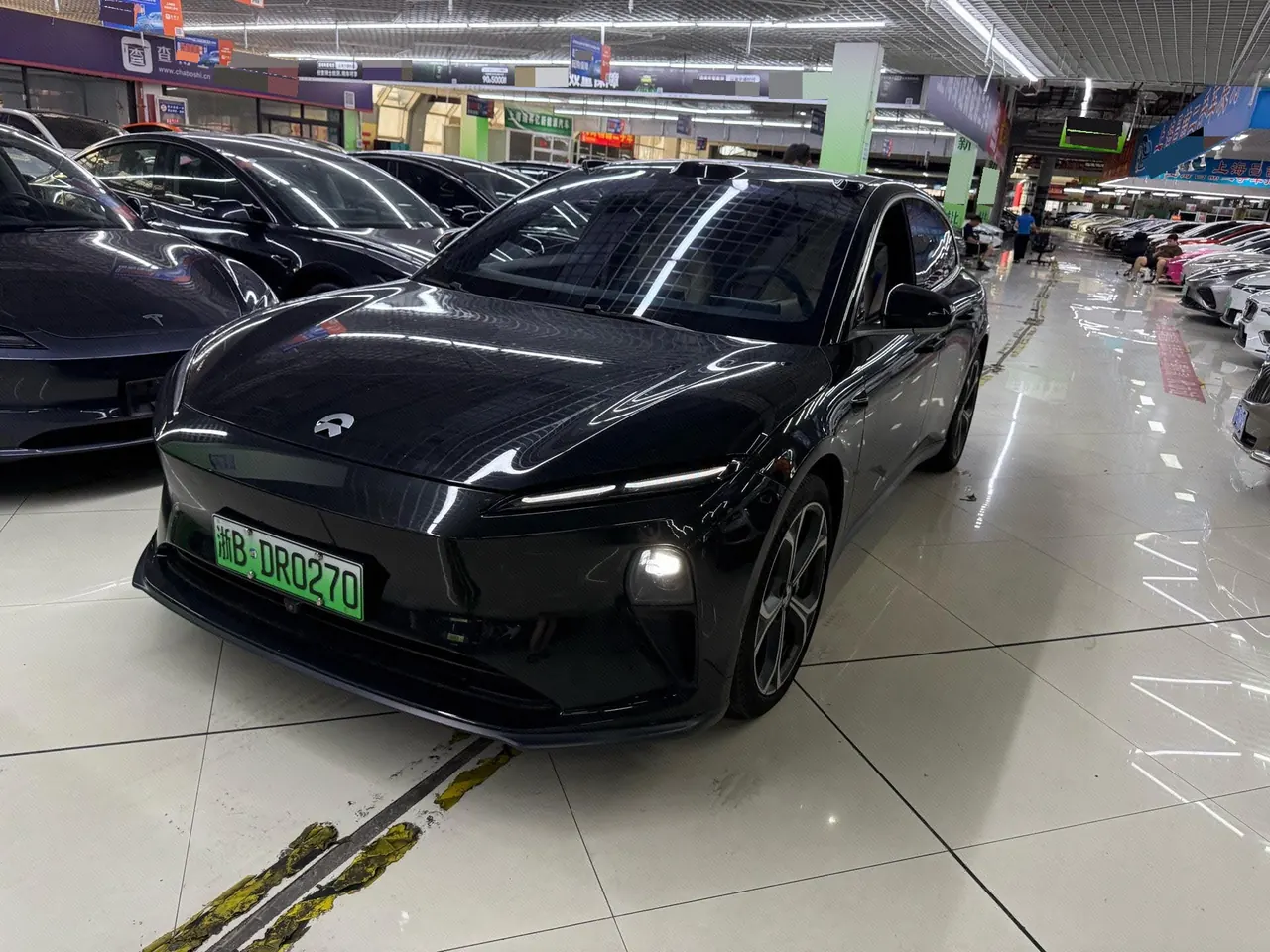 Open image lightbox: NIO 2024 ET5T 75kWh Touring automatic