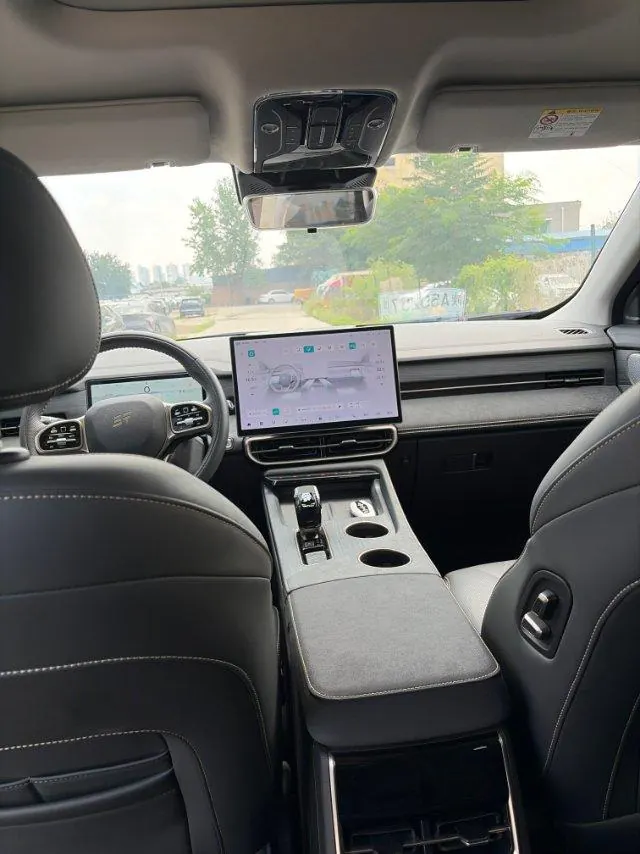 Jetour 2023 ShanHai L9 1.5TD Pro5 automatic gear 8