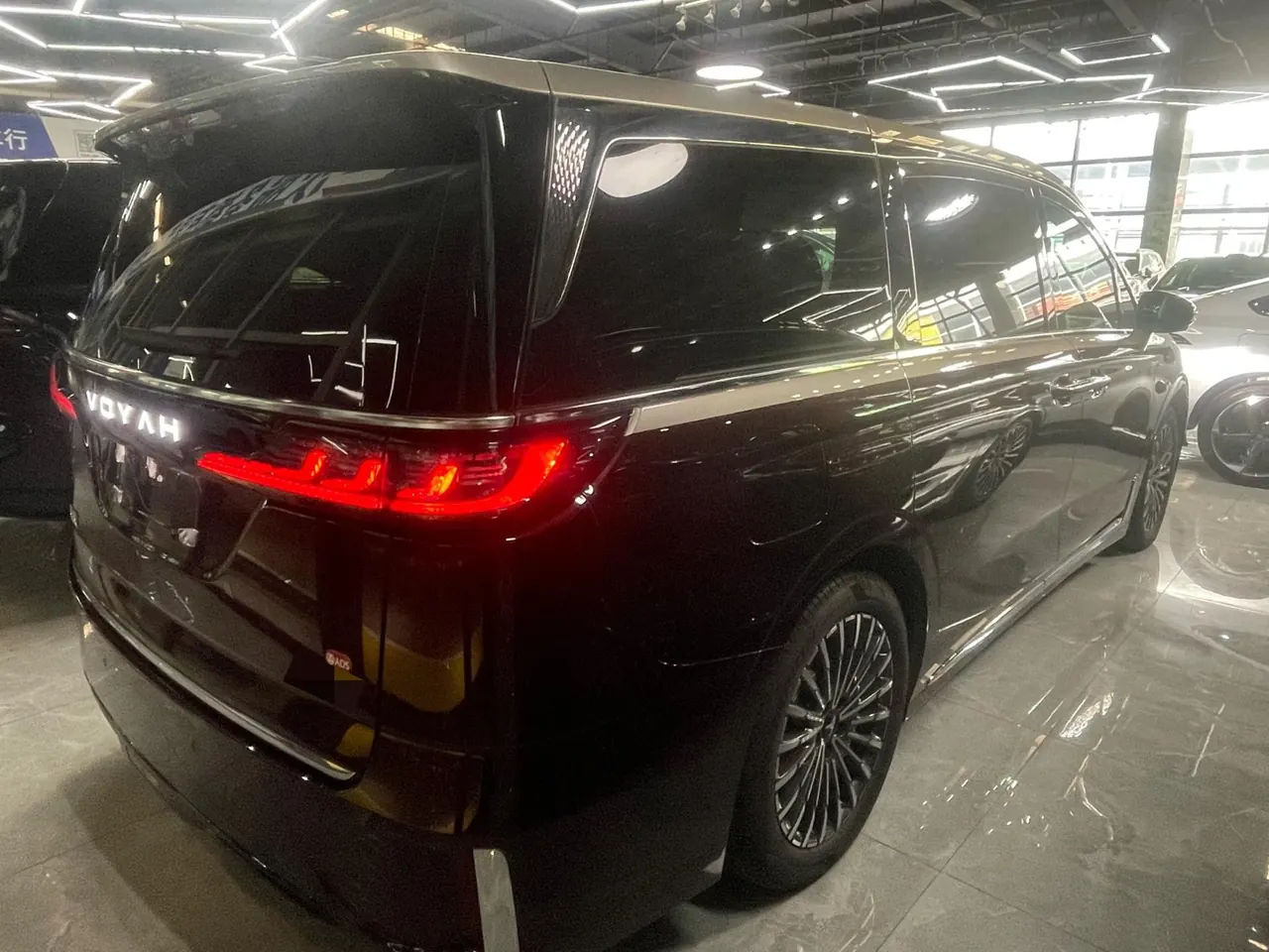 Voyah 2026 dreamers PHEV 1.5T dry Kun Ultra automatic gear 5