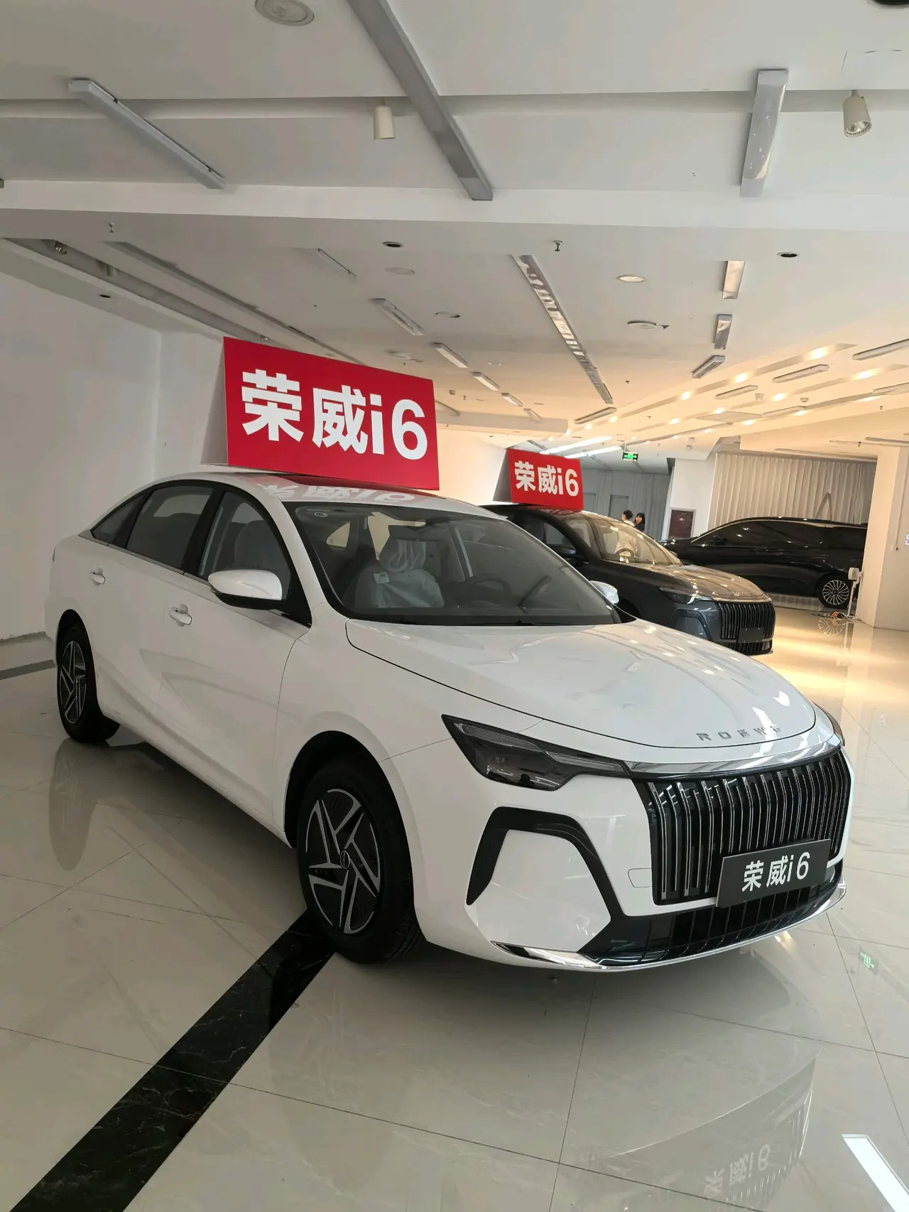Roewe 2026 i6 1.5 stepless long-term automatic gear 3