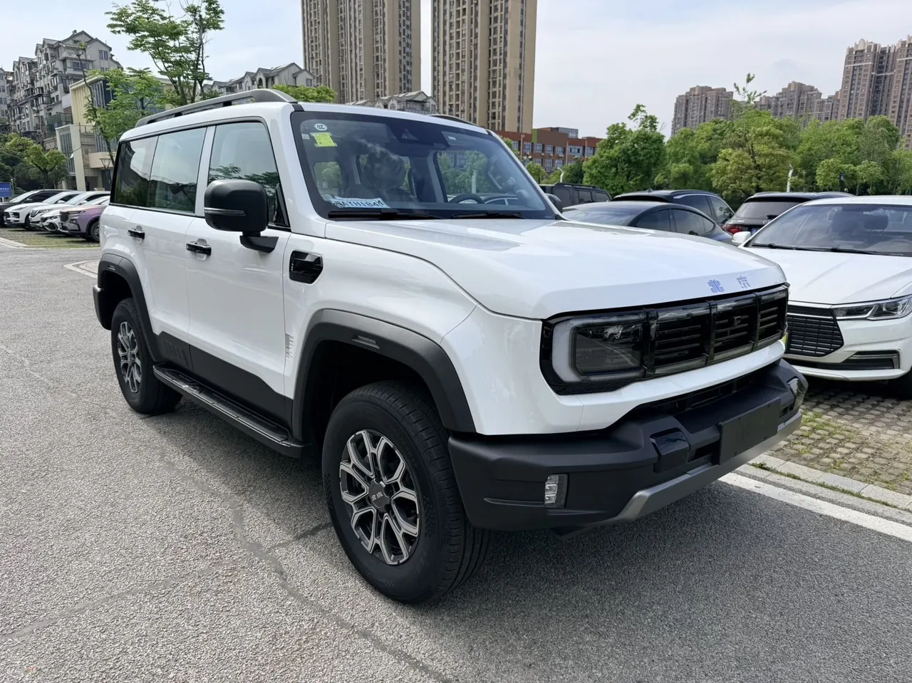 Beijing 2026 BJ40 2.0T Giant Screen Standard Edition Automatic Gear 3