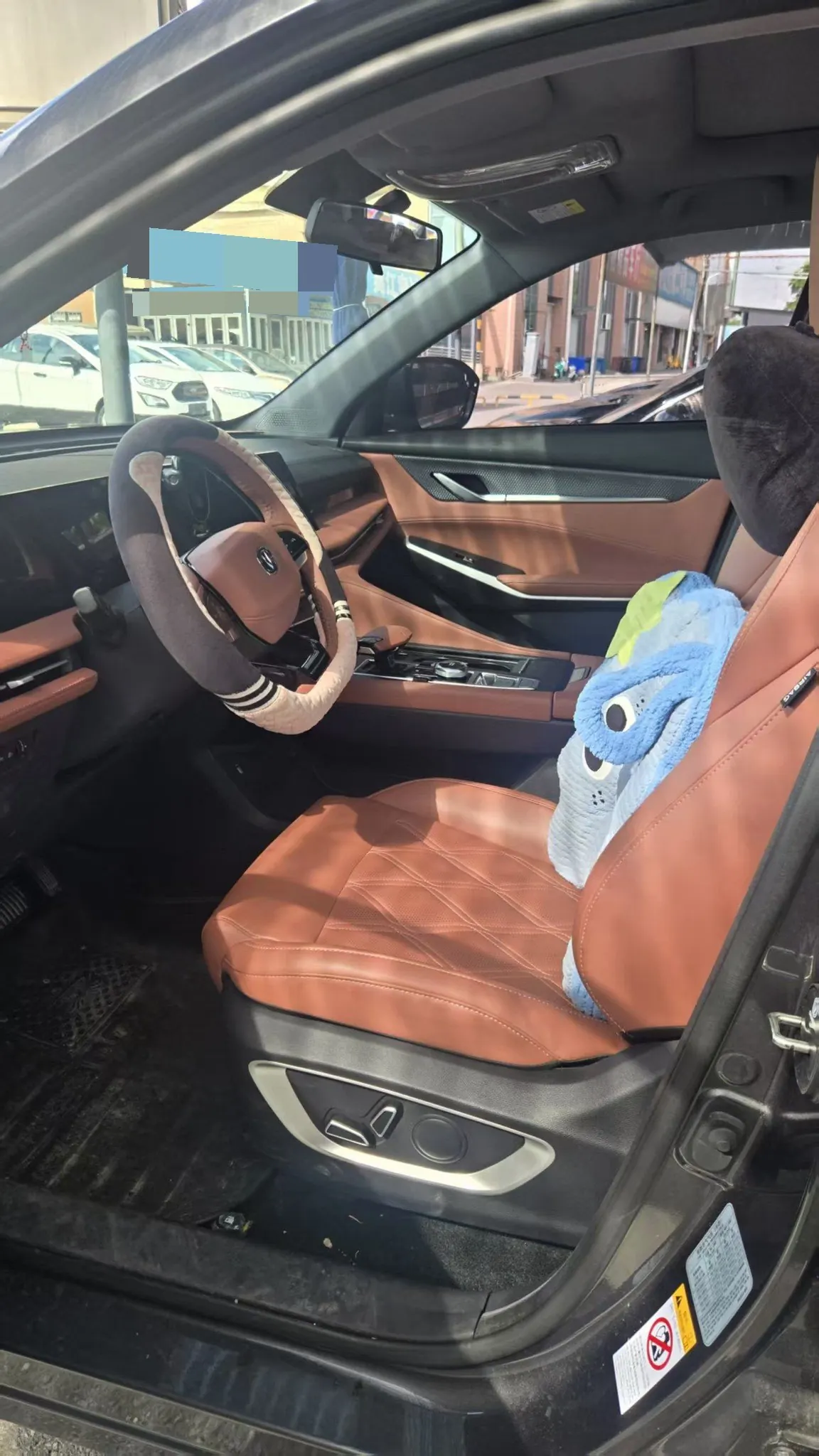 ChangAn 2023 CS75 PLUS 1.5T Prestige Automatic 2