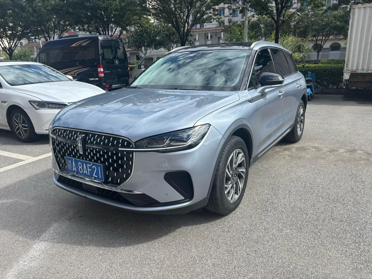 打开图片灯箱:Lincoln 2023 adventurer 2.0T two-wheel drive exclusive edition automatic gear