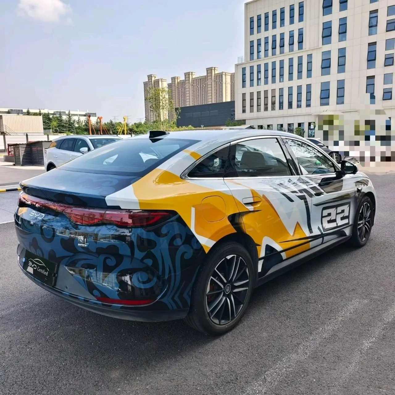 BYD 2025 Qin L EV 545KM cloud chariot type automatic gear 3