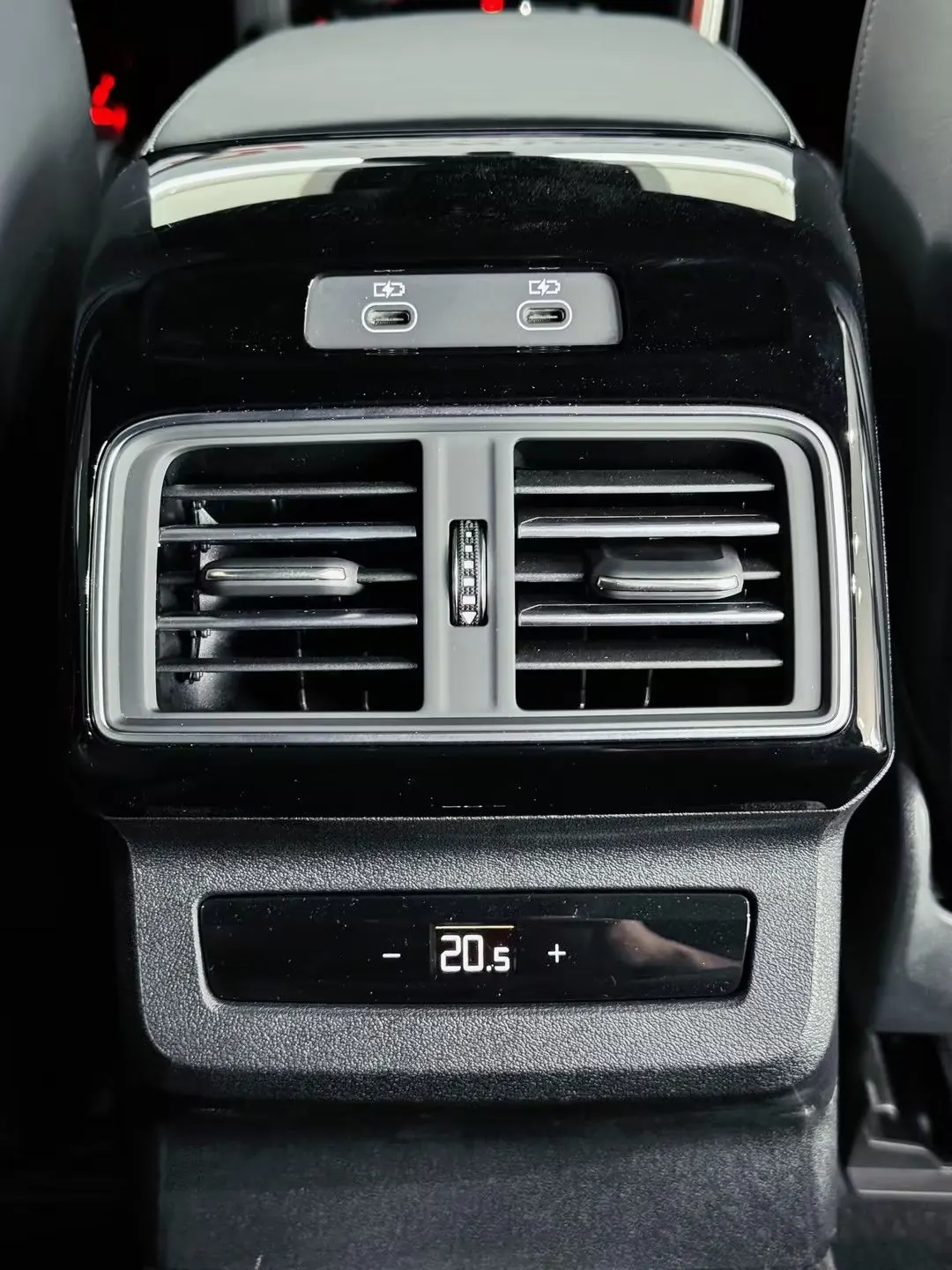 Audi 2026 Q5L 2.0T Smart Hybrid Luxury Automatic Gear 6