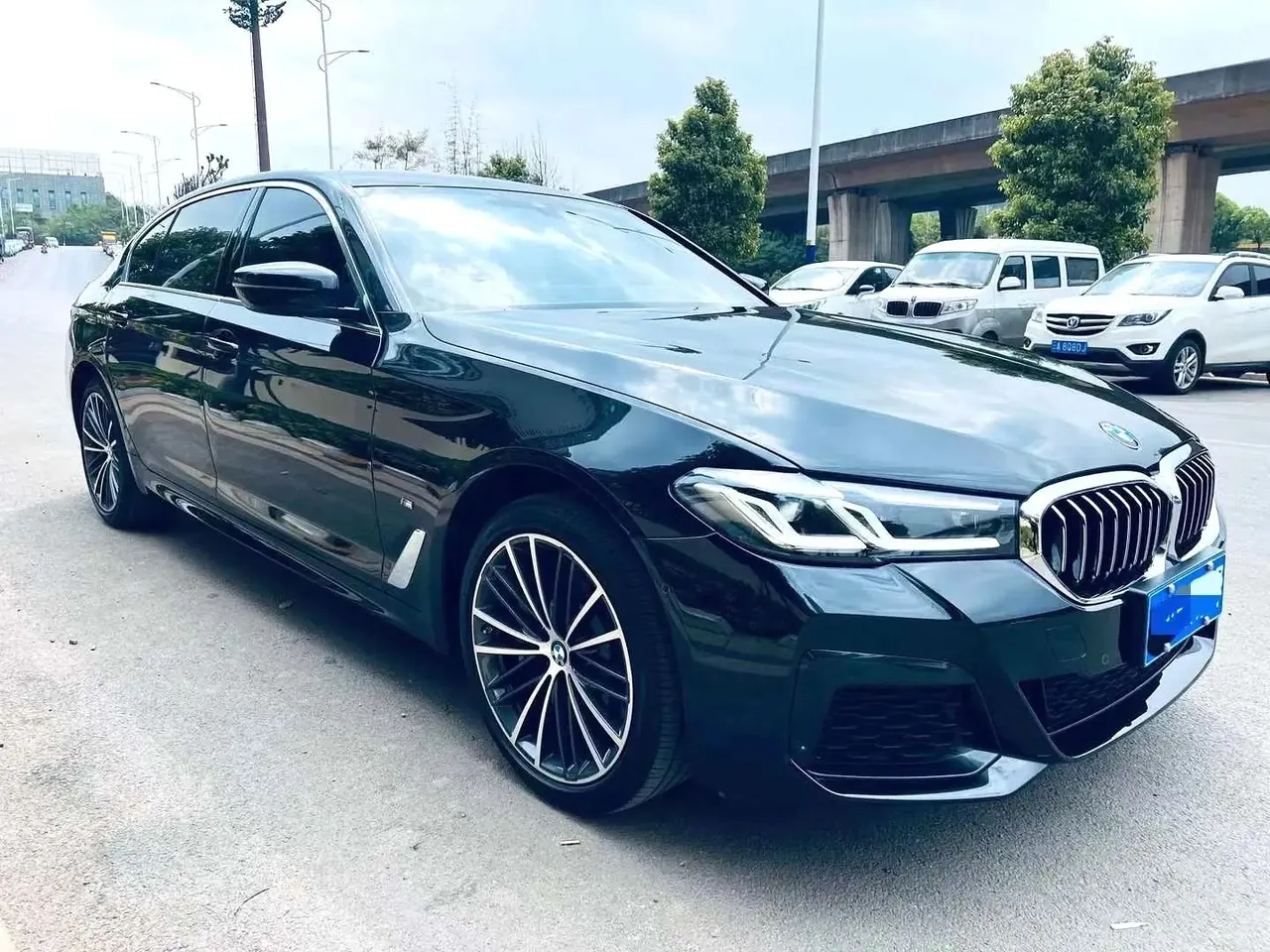 BMW 5 Series 2023 530Li 2.0T Leading M Sports Suit Automatic Gear 5