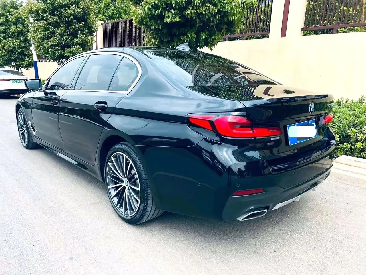 BMW 5 Series 2023 530Li 2.0T Leading M Sports Suit Automatic Gear 8