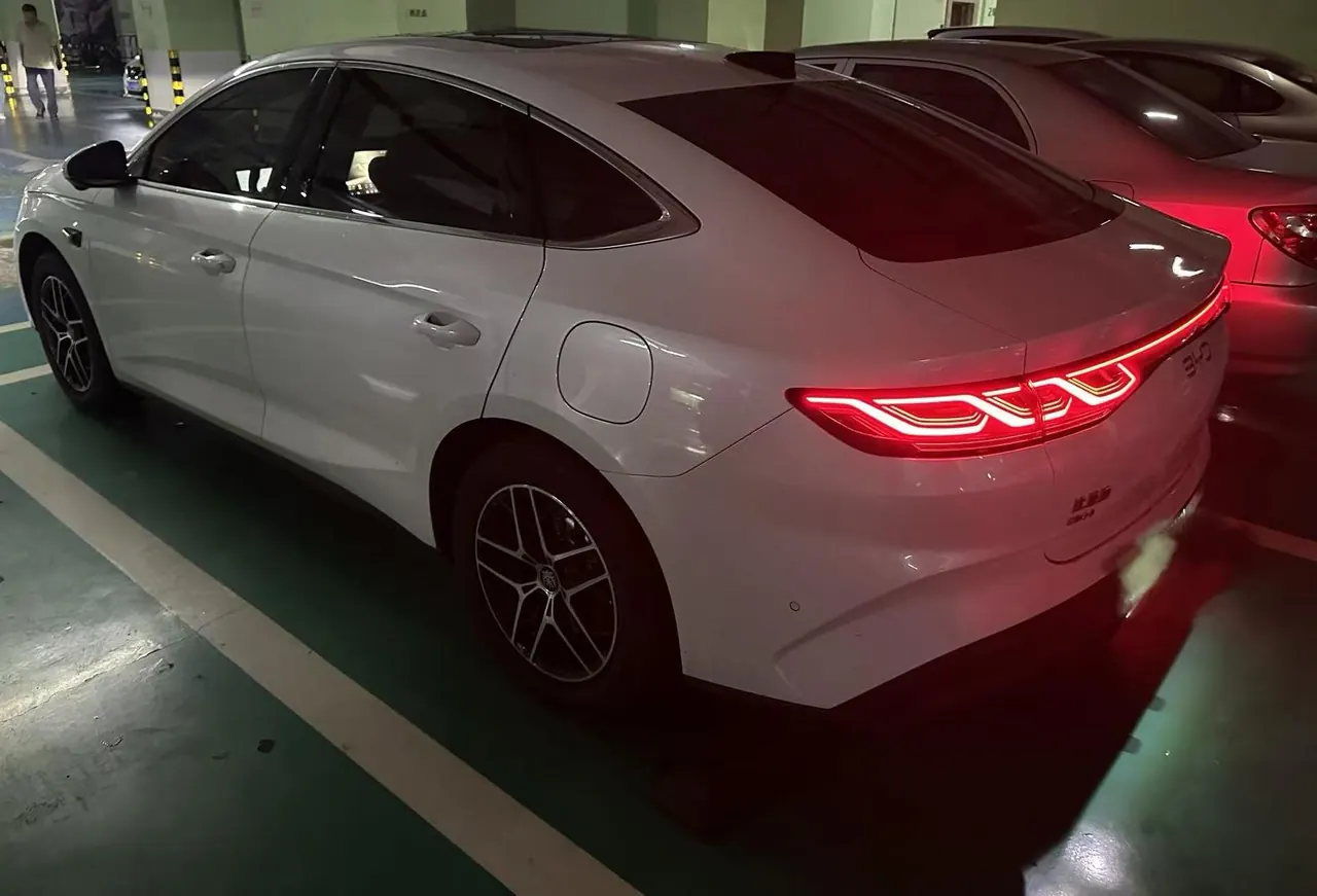 BYD 2026 Qin L DM-i 1.5 stepless 210KM Exceed automatic gear 5