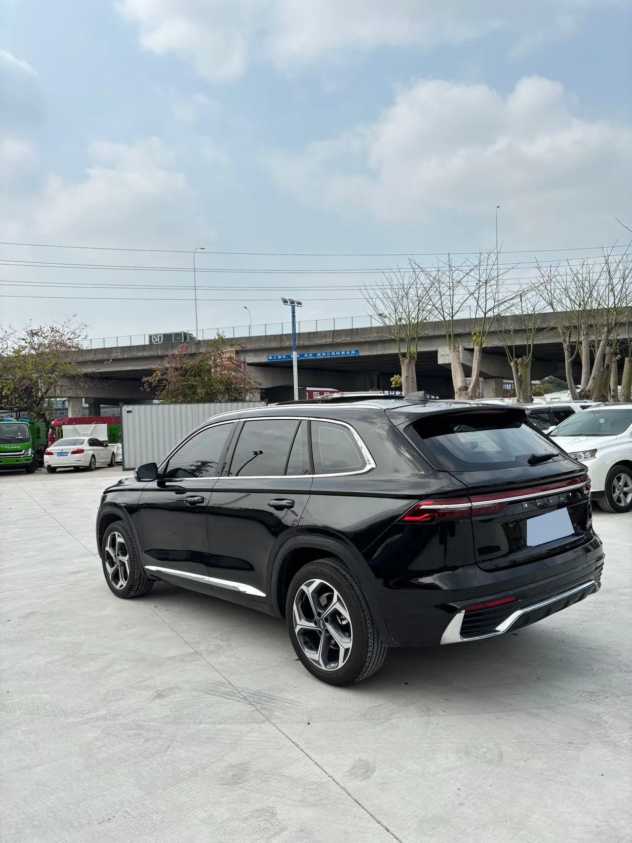 Geely 2025 XingyueL (Monjaro) 2.0TD Cloud Edition Automatic Gear 5