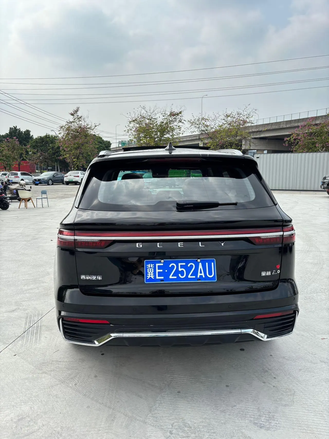 Geely 2025 XingyueL (Monjaro) 2.0TD Cloud Edition Automatic Gear 6