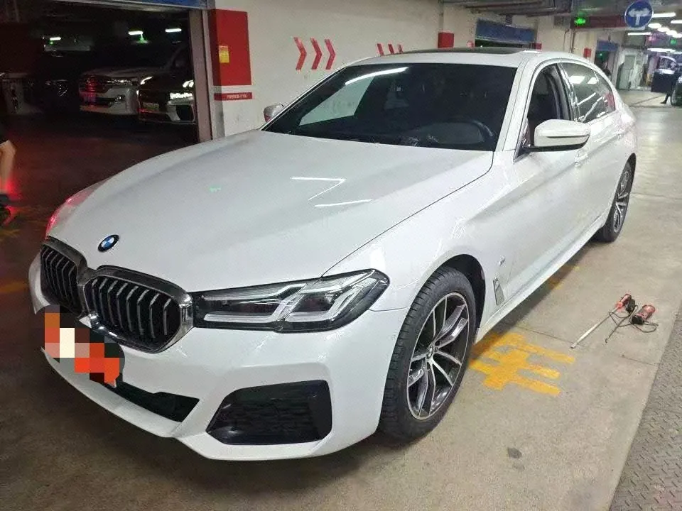 Open image lightbox: BMW 5 Series 2022 525Li 2.0T M Sports Suit (Modified) Automatic Gear