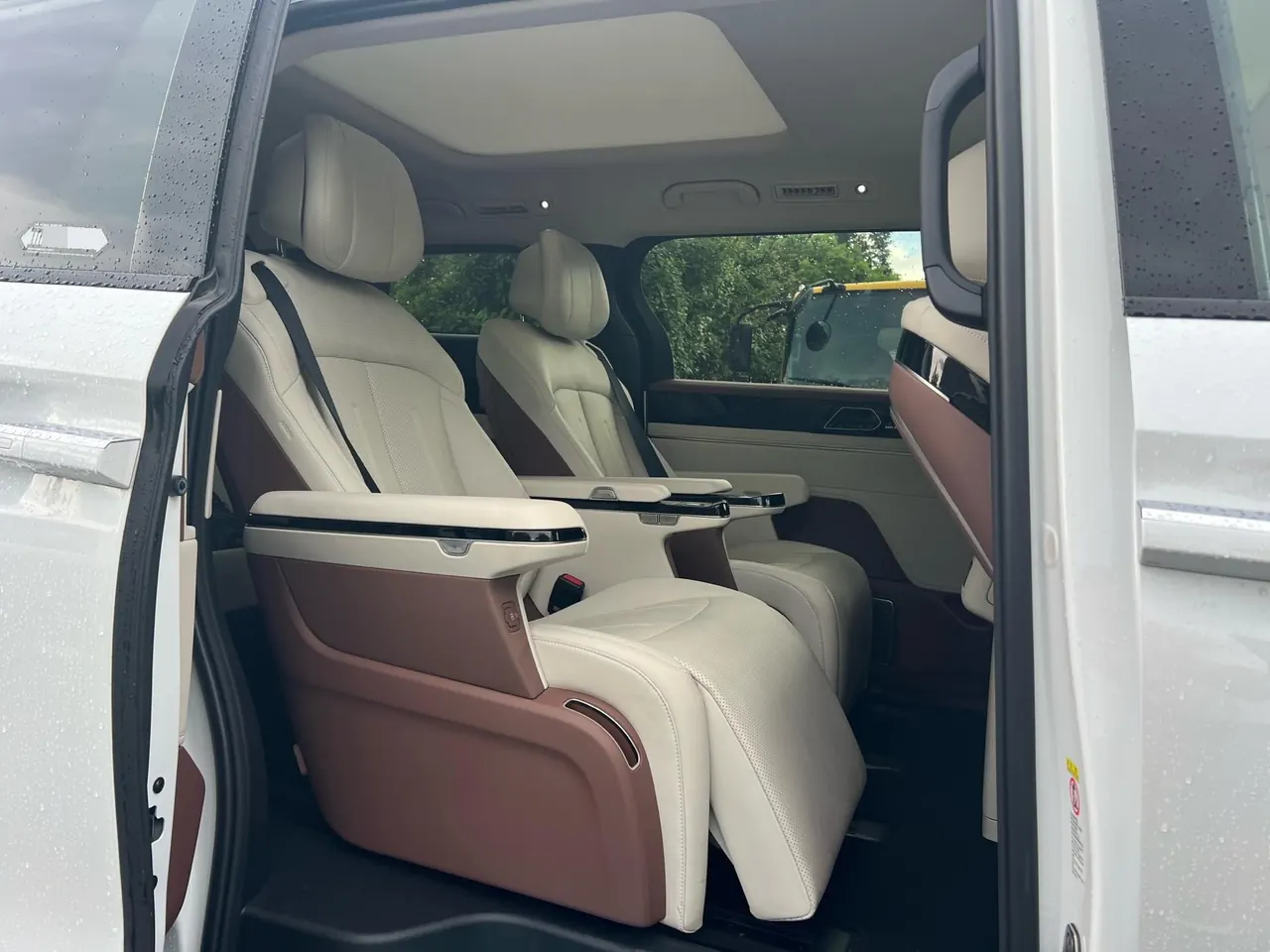 BYD 2025 summer DM-i 1.5T stepless 180km Exceed automatic gear 10