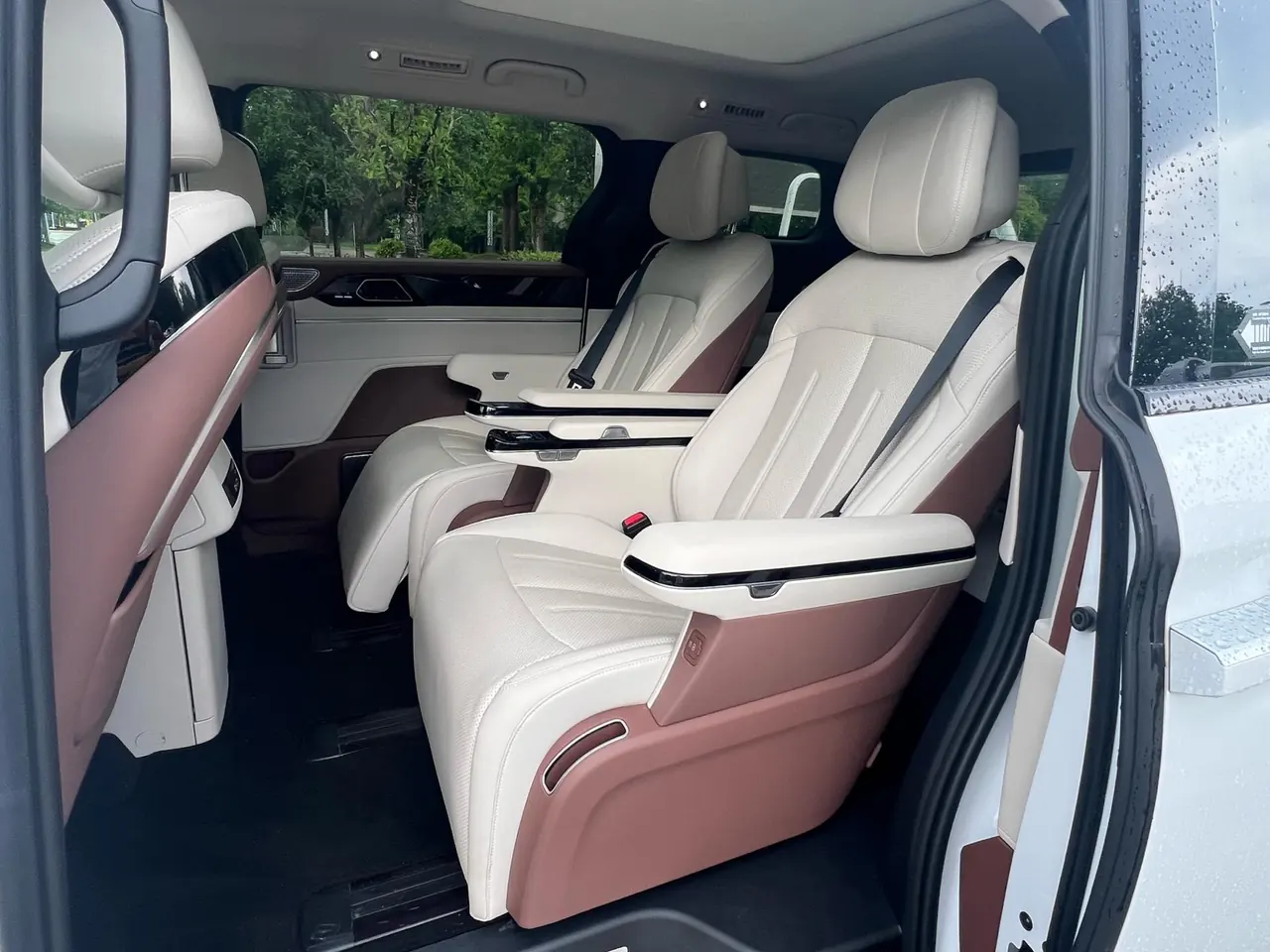 BYD 2025 summer DM-i 1.5T stepless 180km Exceed automatic gear 8