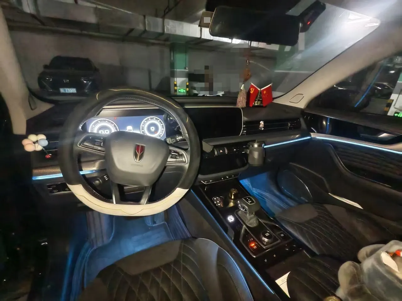 HongQi 2022 HS5 2.0T Zhilian Flag Edition Automatic Gear 4