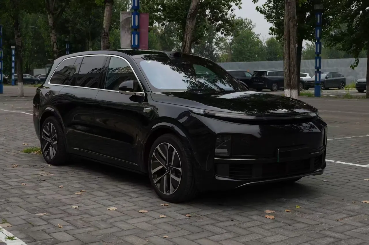 Li 2022 L9 1.5T Max Edition Automatic Gear 6