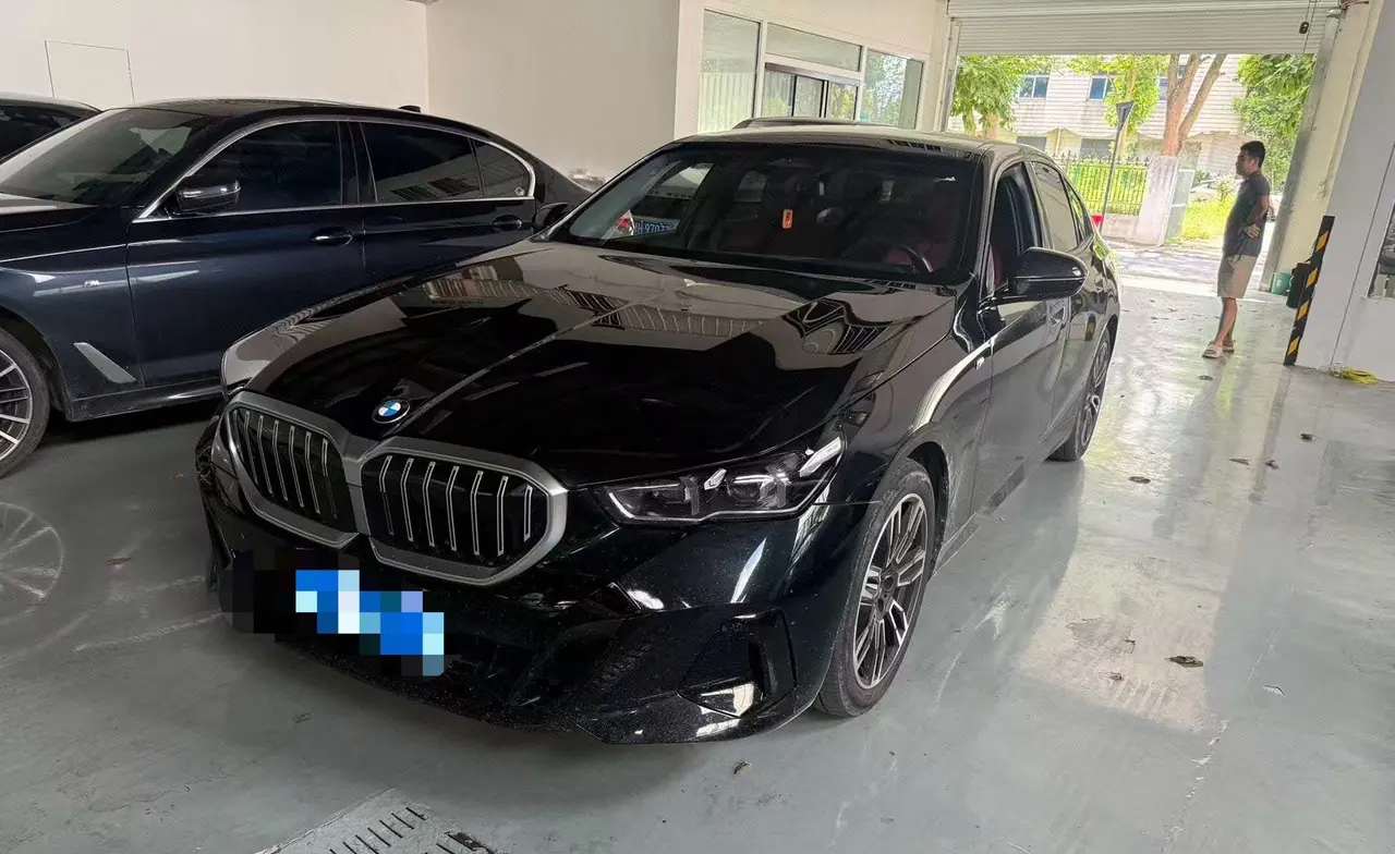 Open image lightbox: BMW 5 Series (Imported) 2024 525i 48V 2.0T M Sports Suit Automatic Gear