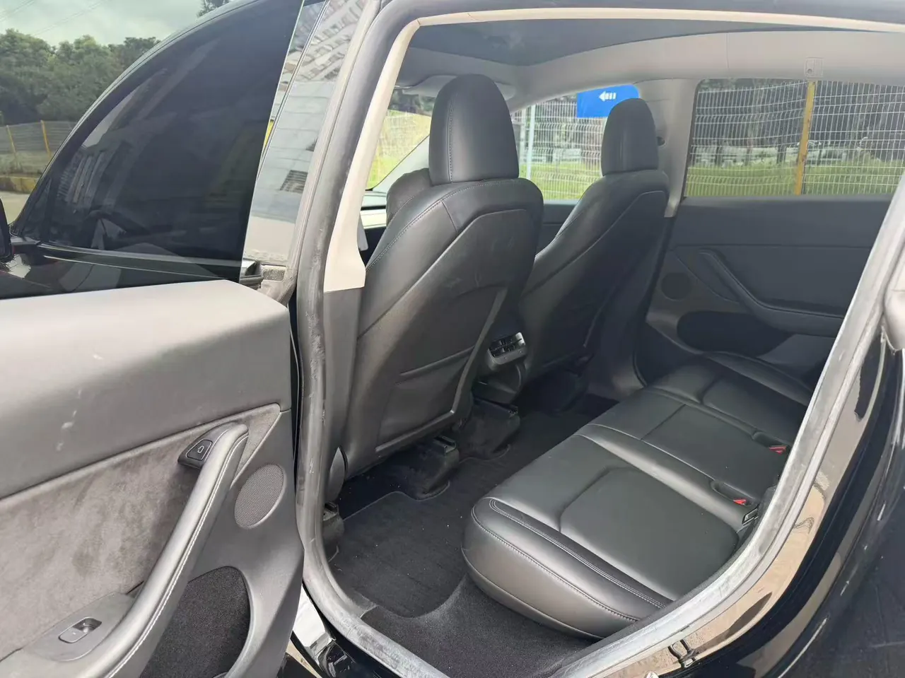 Tesla 2022 Model Y long endurance all-wheel drive version automatic transmission 5