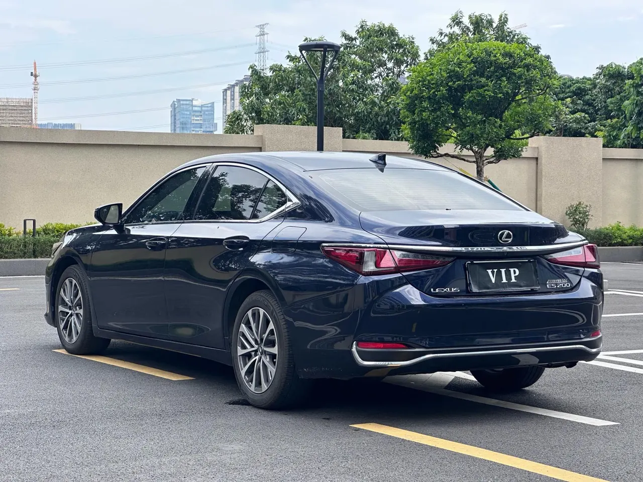 Lexus ES (Imported) 2023 ES200 2.0 Stepless Premium Edition Automatic Gear 5