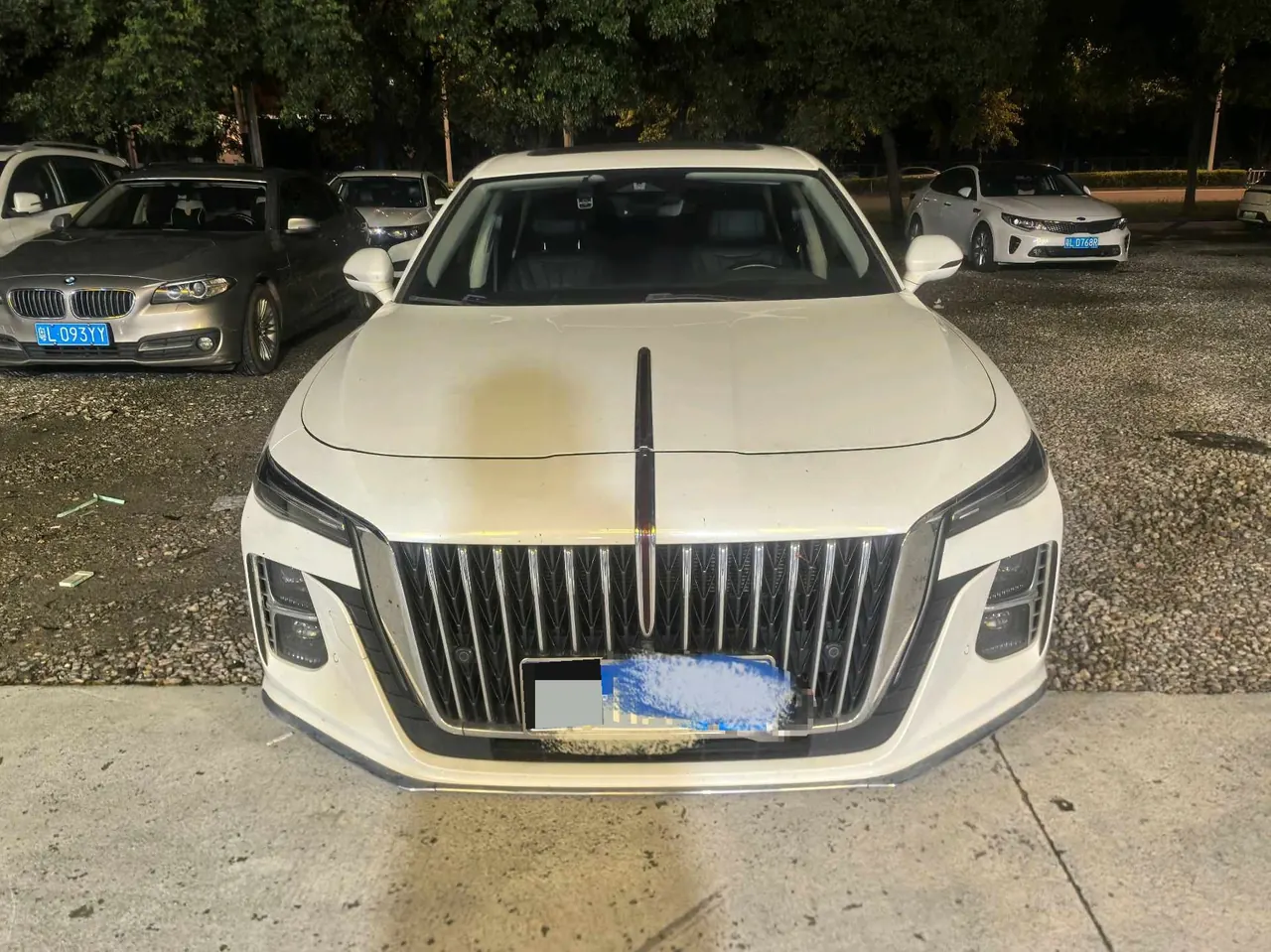 HongQi 2023 H5 2.0T Zhilian Flag Edition Automatic Gear 2