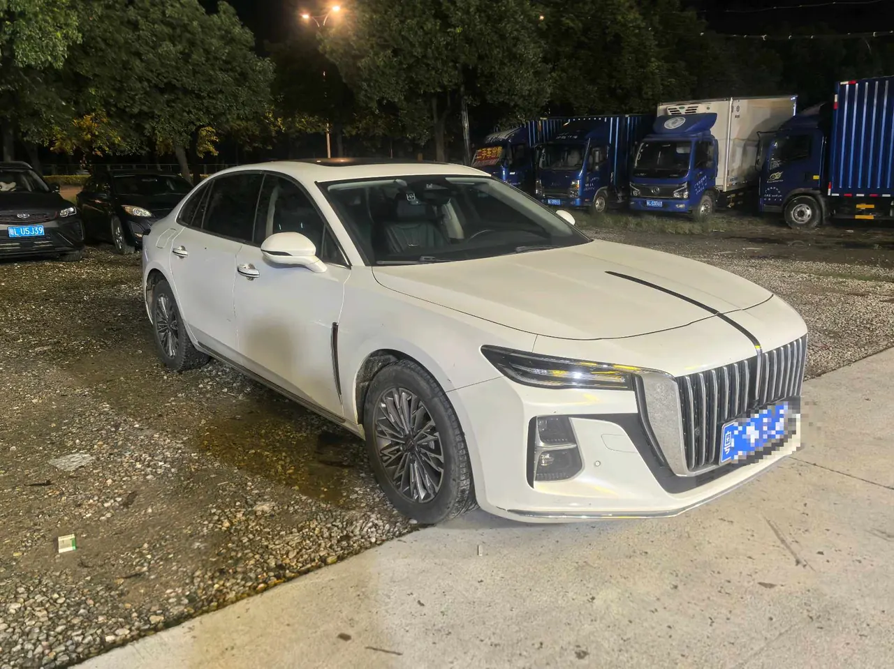 HongQi 2023 H5 2.0T Zhilian Flag Edition Automatic Gear 3